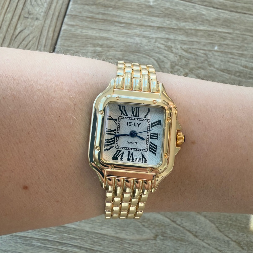 Unbranded gold woven watch NWOT